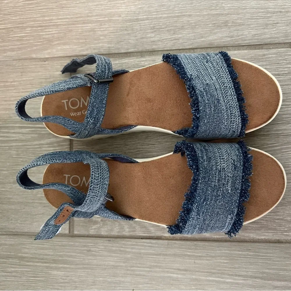 Toms Brynn Platform Sandal Denim size 5.5 NEW